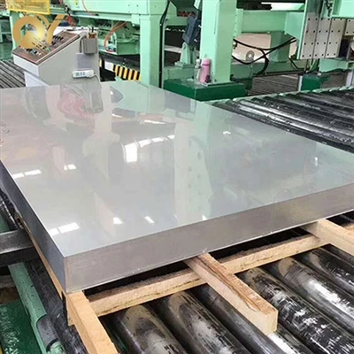 Разлика между Inconel 718 и AMS 5596 лист